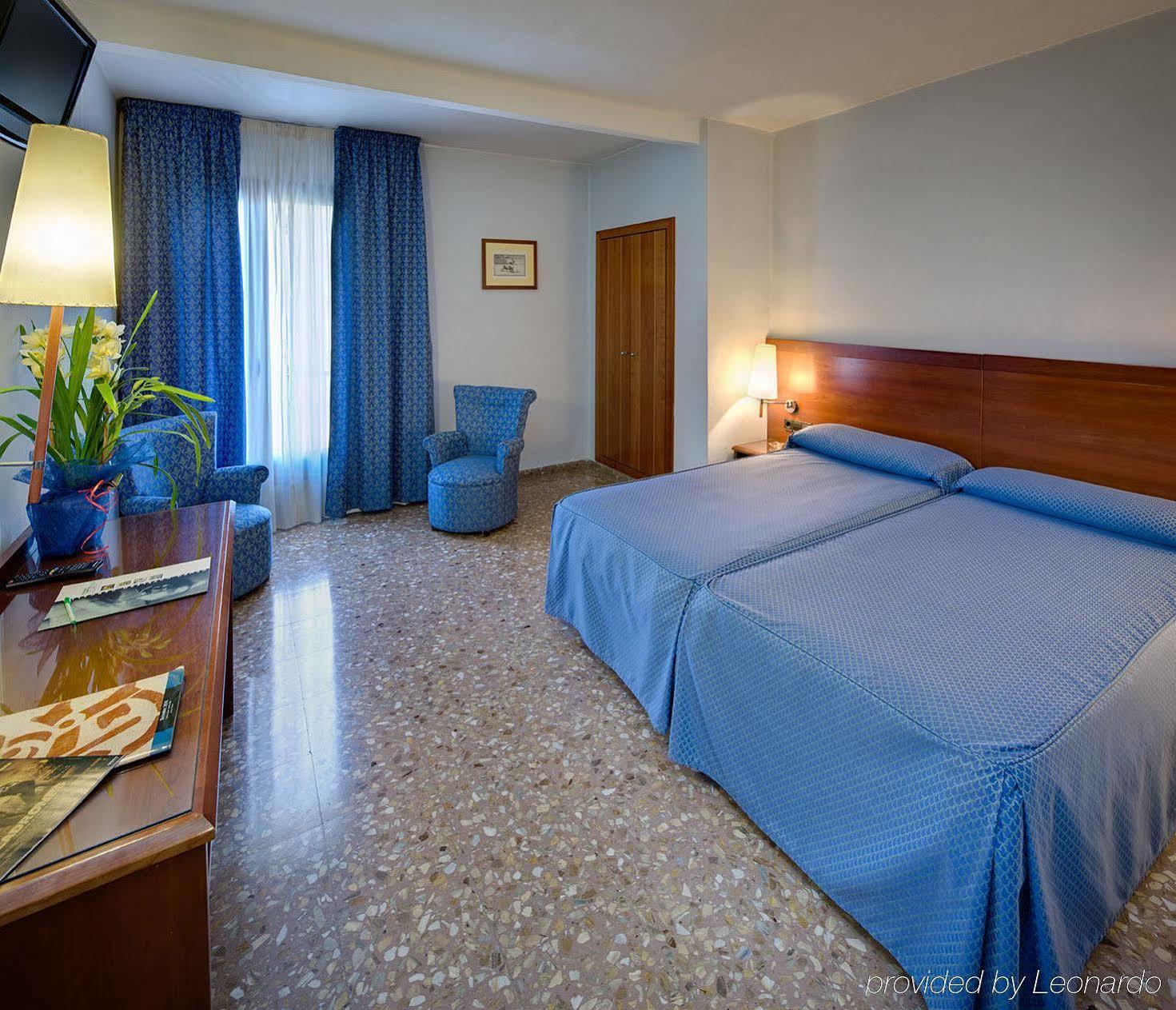 Hotel Civera Teruel Chambre photo